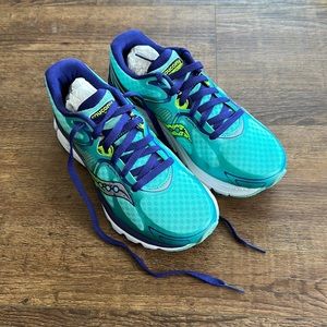 Women’s Saucony Kinvara 6 Running Shoes Size USA 7.0 B NWOT